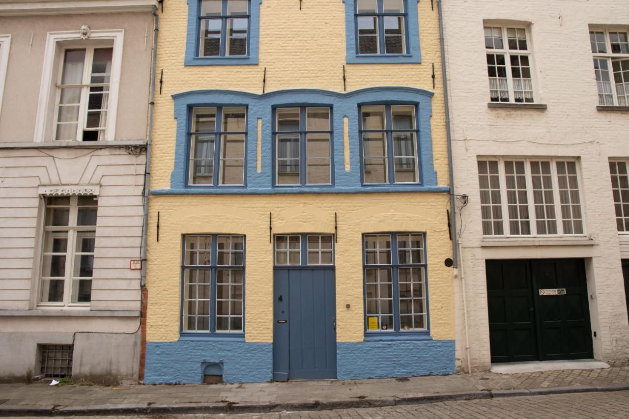 Cosy House Near Market 브뤼헤 외부 사진